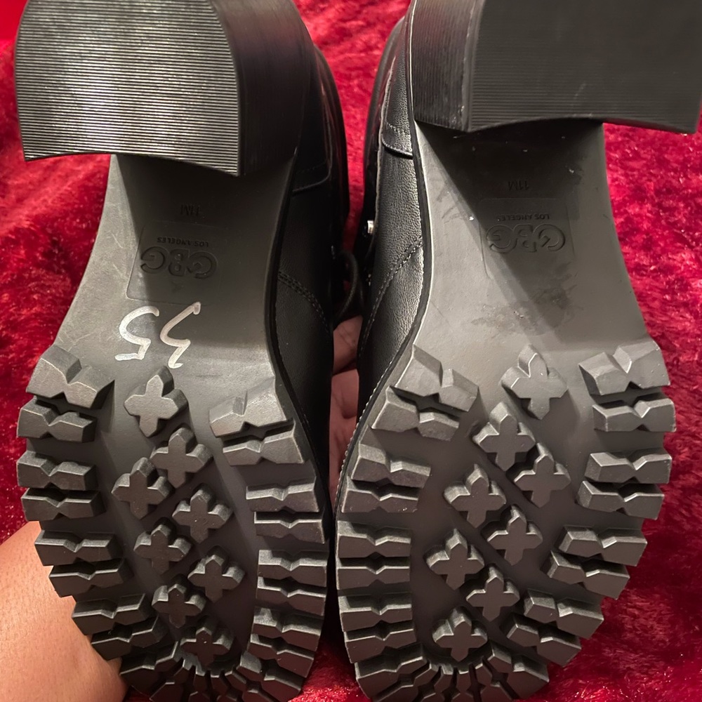 GBG heeled boots